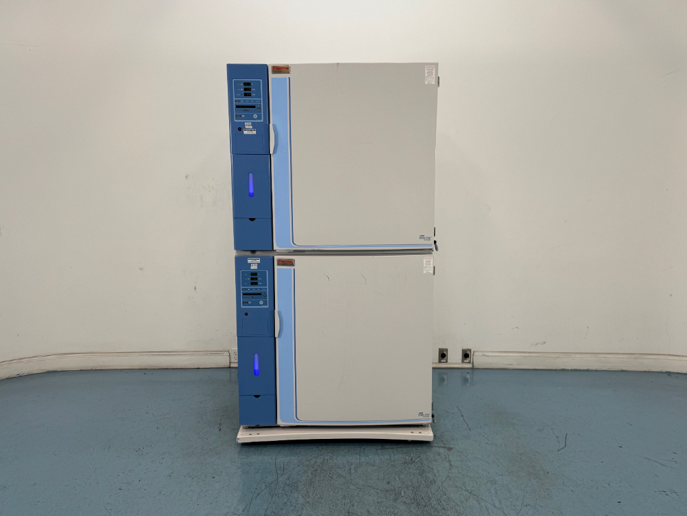 Image of Thermo Forma Steri-Cult Double Stack CO2 Incubator